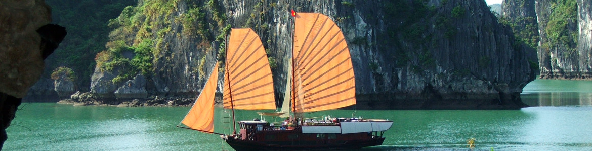Tour Tiêu chuẩn: Liên tuyến Bắc Trung: Hà Nội - Ninh Bình - Nghỉ dưỡng trên du thuyền Hạ Long cao cấp - Yên Tử - Huế - Động Thiên Đường - Động Phong Nha - Đà Nẵng - Bà Nà - Hội An 9 ngày 8 đêm