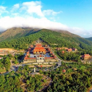 Bỏ túi 9 thông tin thú vị về chùa Ba Vàng - Ngôi chùa của những kỉ lục Việt Nam