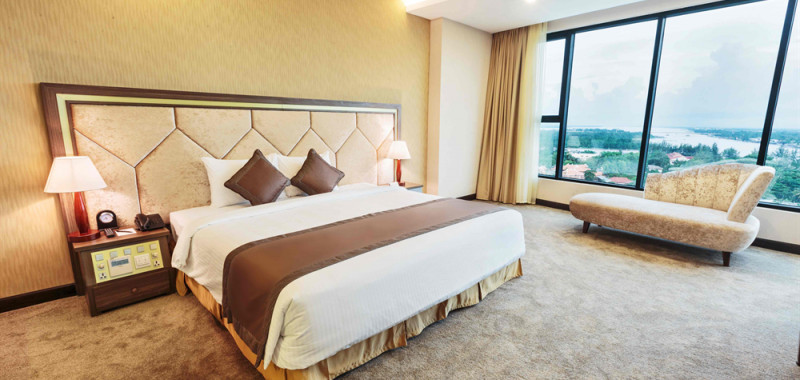Phòng Royal Suite ở Khách sạn Mường Thanh Luxury Cần Thơ | Cần Thơ |  Travelmart.vn