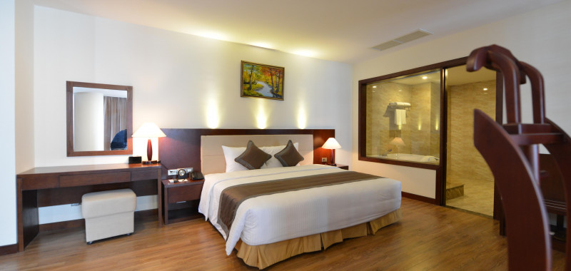 executive-suite-muong-thanh-grand-cua-lo-1