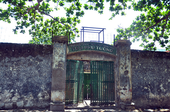 nhà tù Côn Đảo