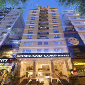 Khách sạn Roseland Corp