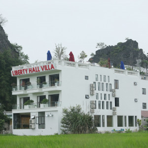 Liberty Hall Tam Coc Villa